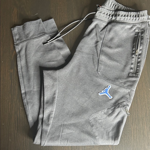 Florida Gators Jordan Black Joggers - Picture 1 of 2
